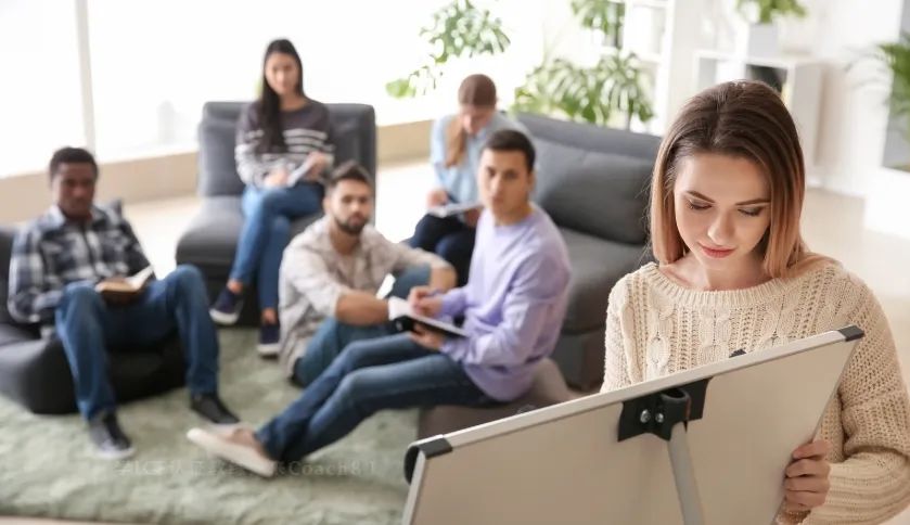 Essential NLP Frameworks for Coaches to Enhance Communication Effectiveness