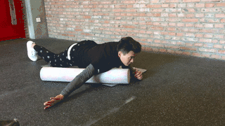 Foam Roller Usage Guide: Relaxation Exercises Collection
