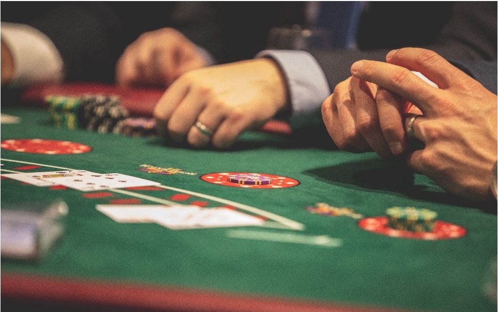 Step-By-Step Guide to Train a Neural Network for Blackjack